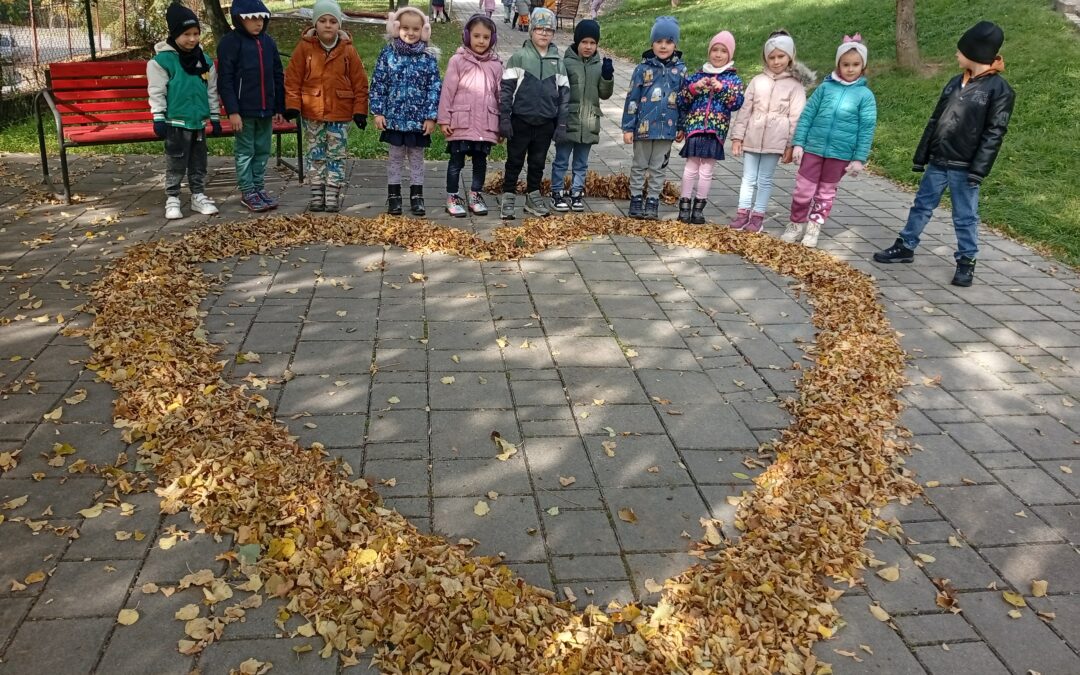 Staráme sa o školský dvor v jeseni