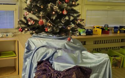 Darčeky pod stromčekom